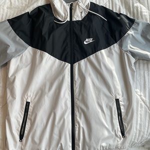 Nike Windbreaker sz L
